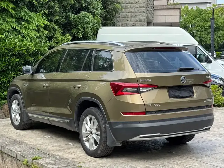 Skoda Kodiaq Facelift TSI330 7-seat 2 WD Luxury Enjoyment