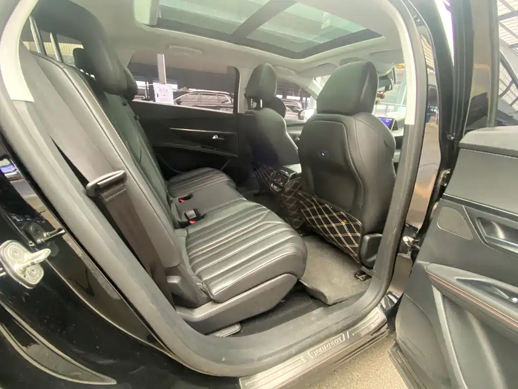 Peugeot 5008 350 THP 7-seat Elite
