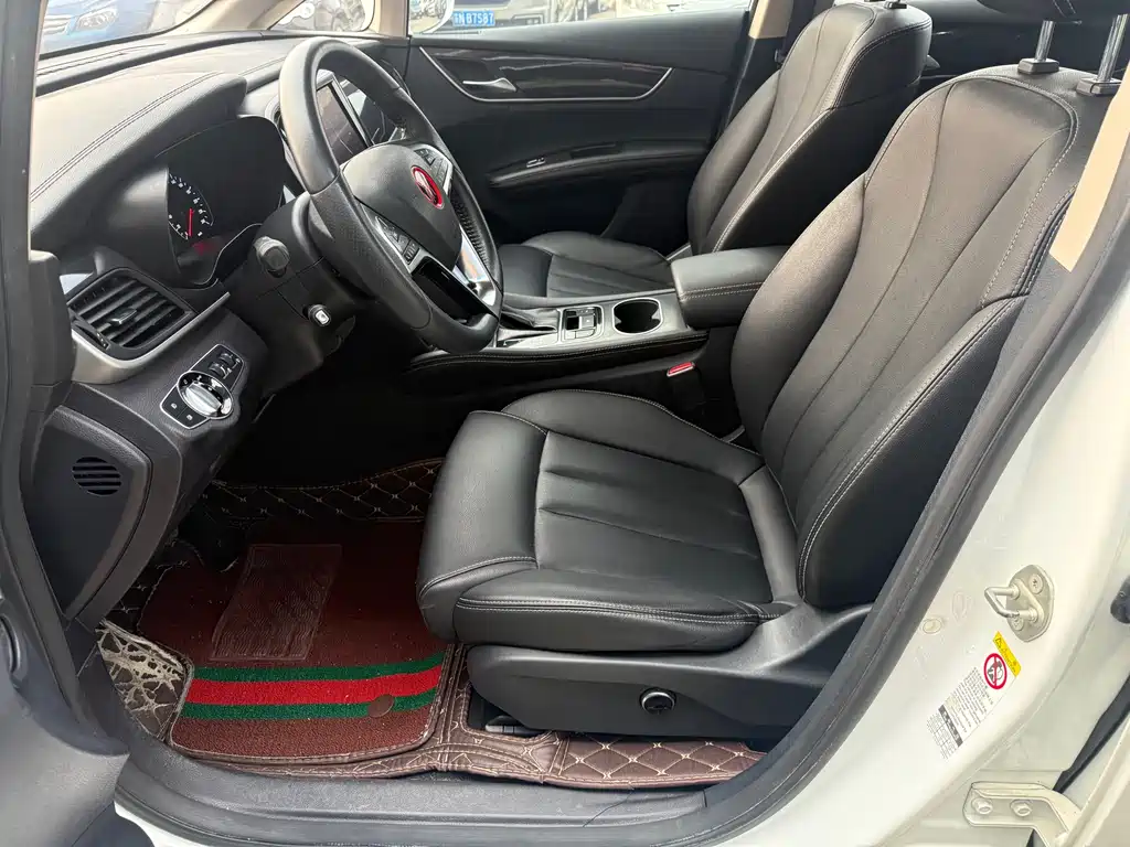 Song MAX 1.5 T Auto Connected Distinguished 7-seat