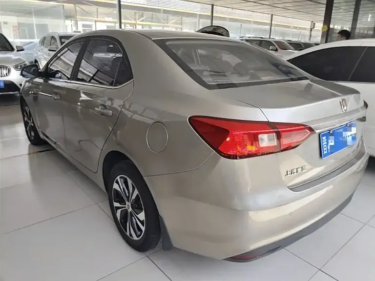 Roewe 360 1.5 L Auto Luxury