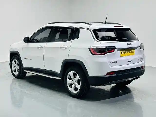 Compass 200 T Auto Home Enjoyment