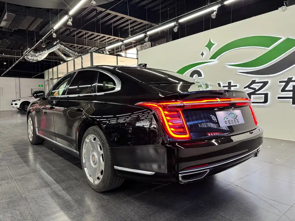 Hongqi H9 2.0 T Connected Flagship Enjoyment