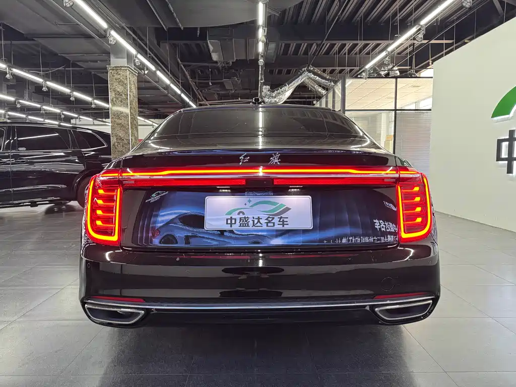 Hongqi H9 2.0 T Connected Flagship Enjoyment