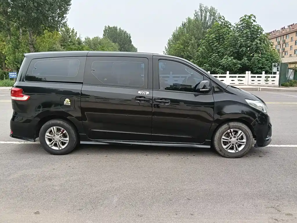 Maxus G10 2.0 T Manual Elite Diesel 7-seat