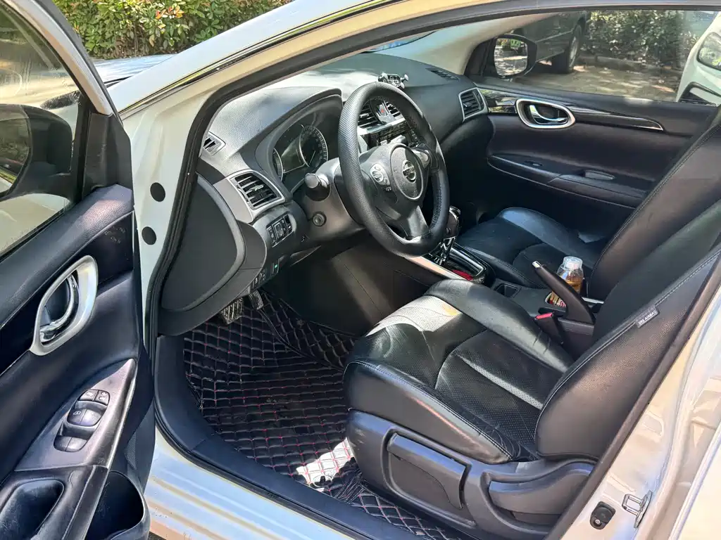 Sylphy 1.6 XV CVT Connected Premium CN-VI