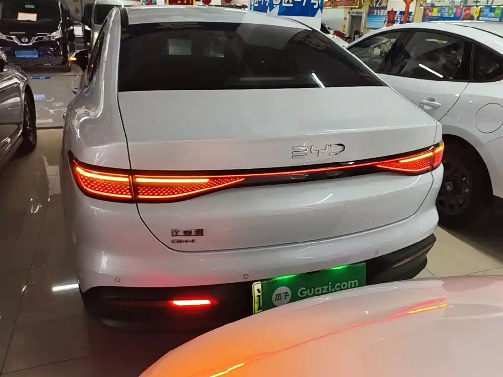 Seal 05 DM-i DM-i Smart Drive 55 KM Luxury
