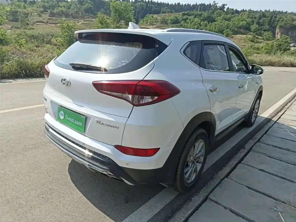 Tucson 1.6 T DCT 2 WD Intelligent