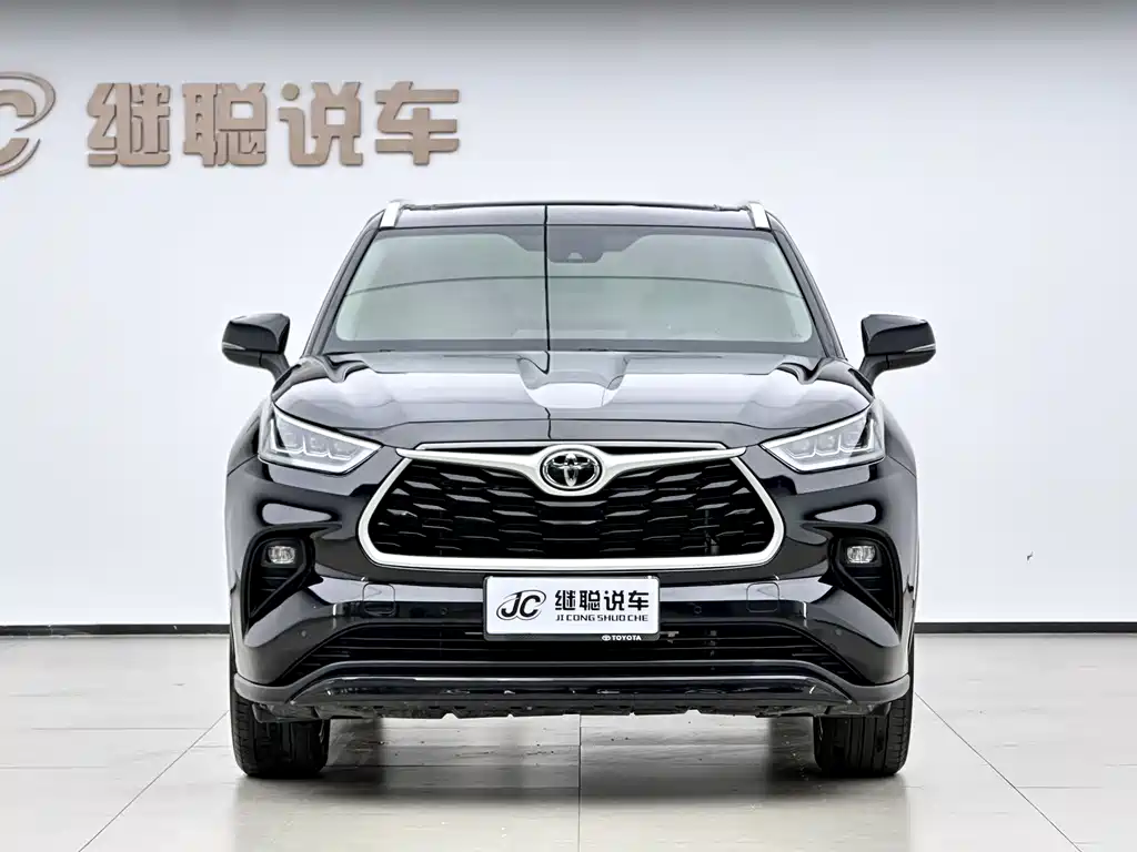 Highlander 380 T 4 WD Distinguished 7-seat