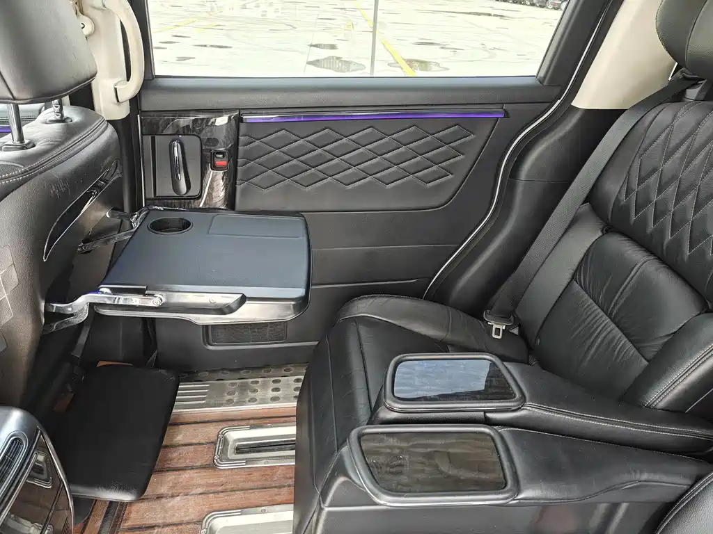 Elysion 2.0 L Hybrid Luxury