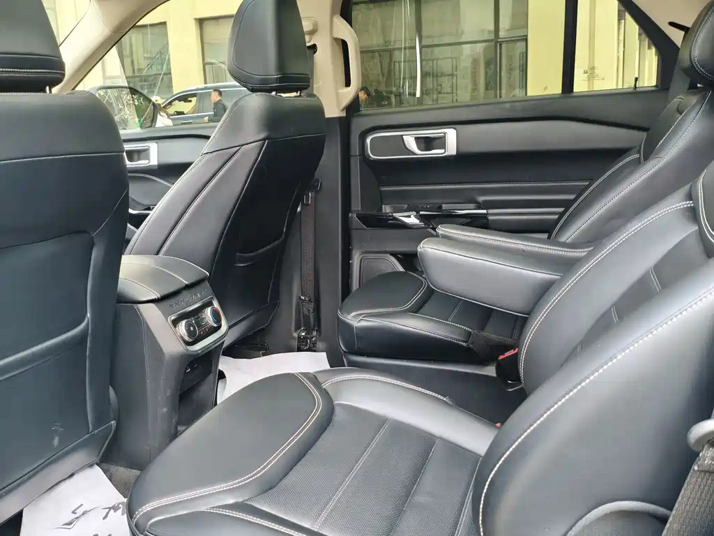 Explorer EcoBoost 285 4 WD Style plus 7-seat