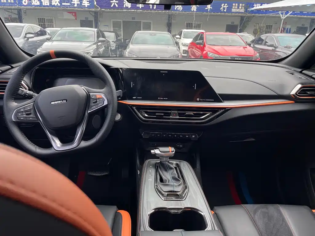 Changan Oshan X5 1.5 T DCT Elite