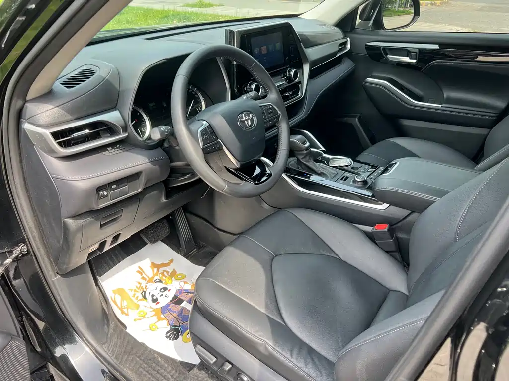 Highlander 380 T 4 WD Luxury 7-seat