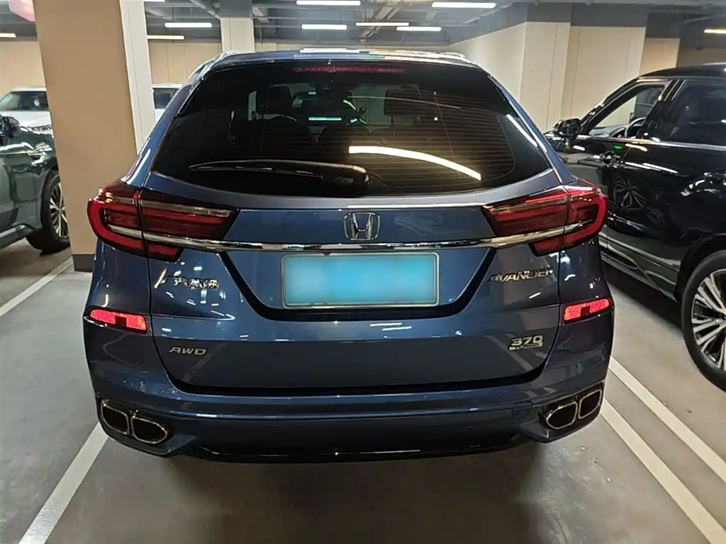 Avancier 370 TURBO 4 WD Supreme