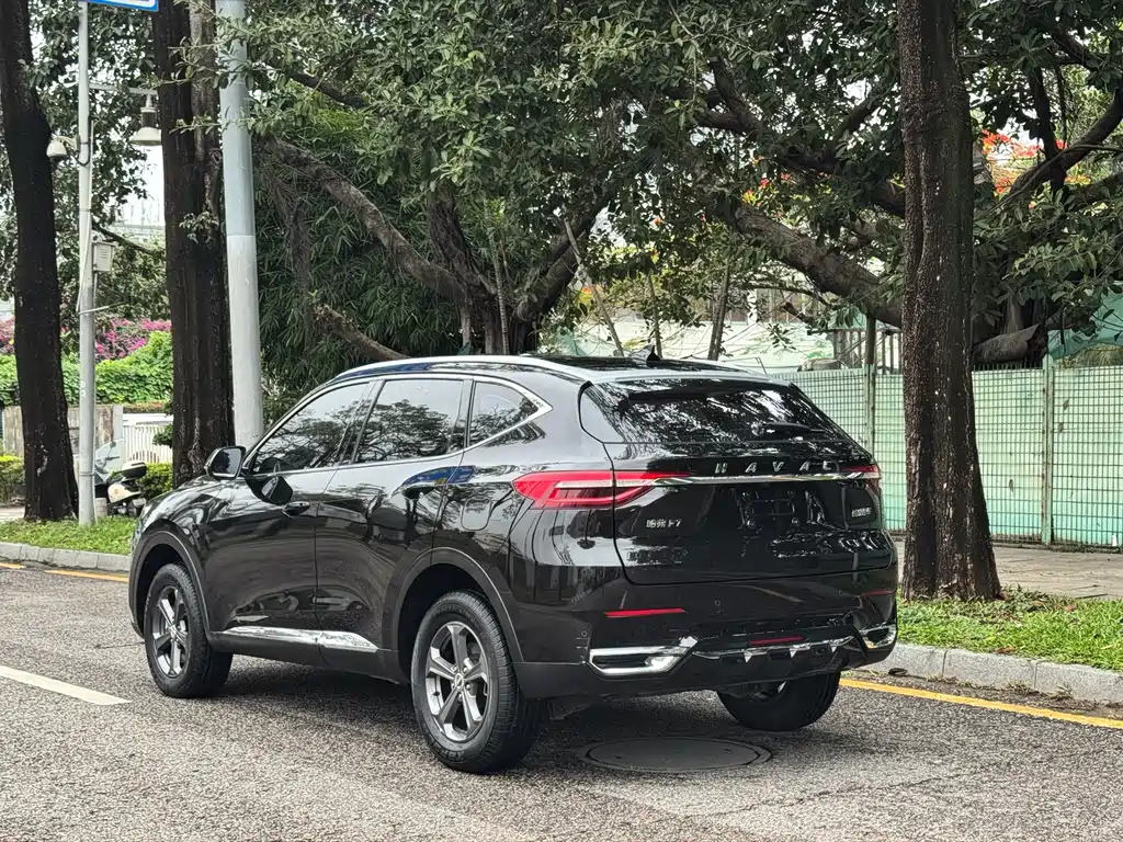 Haval F7 1.5 T 2 WD i CN-VI
