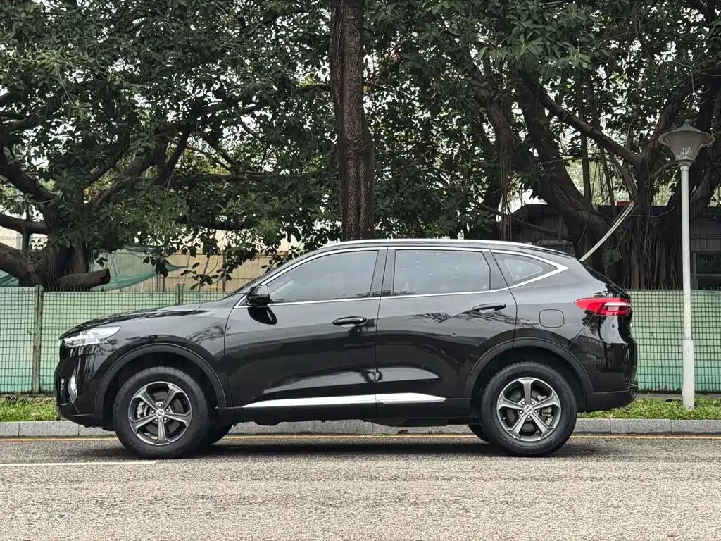 Haval F7 1.5 T 2 WD i CN-VI