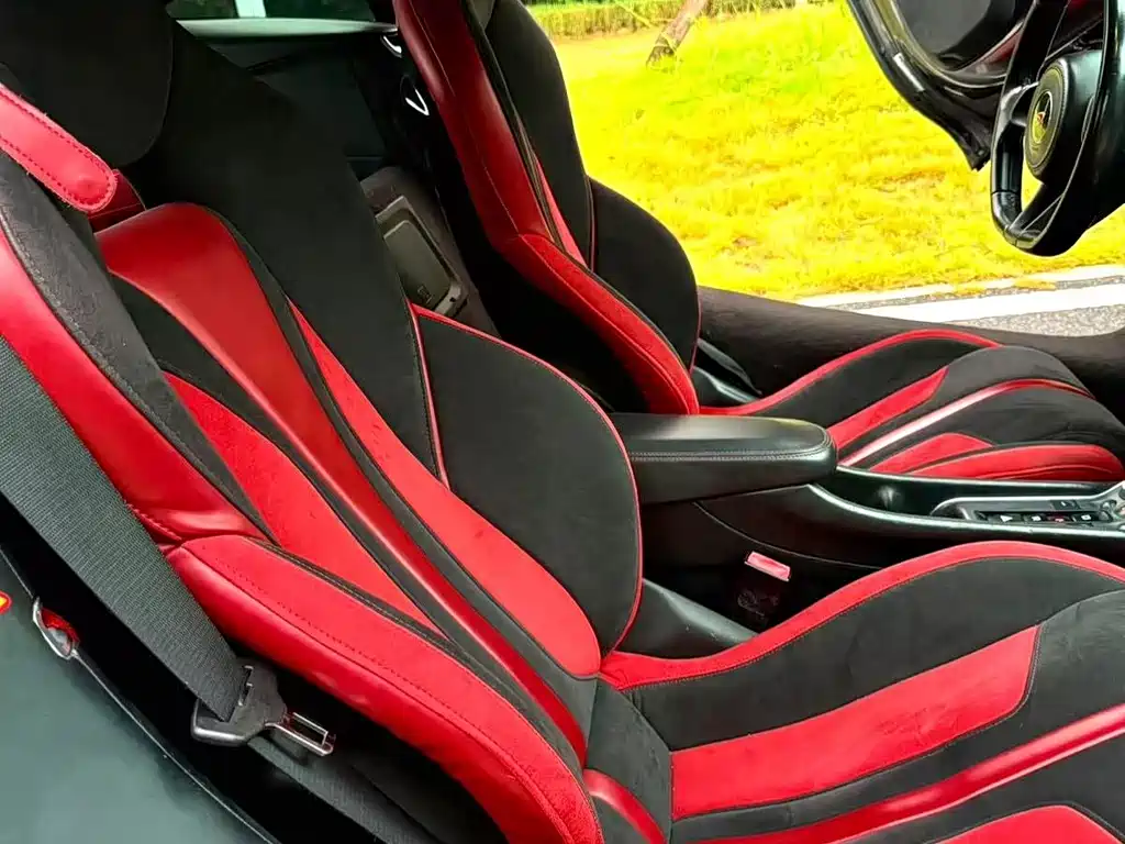 McLaren 570 570 S 3.8 T Coupe
