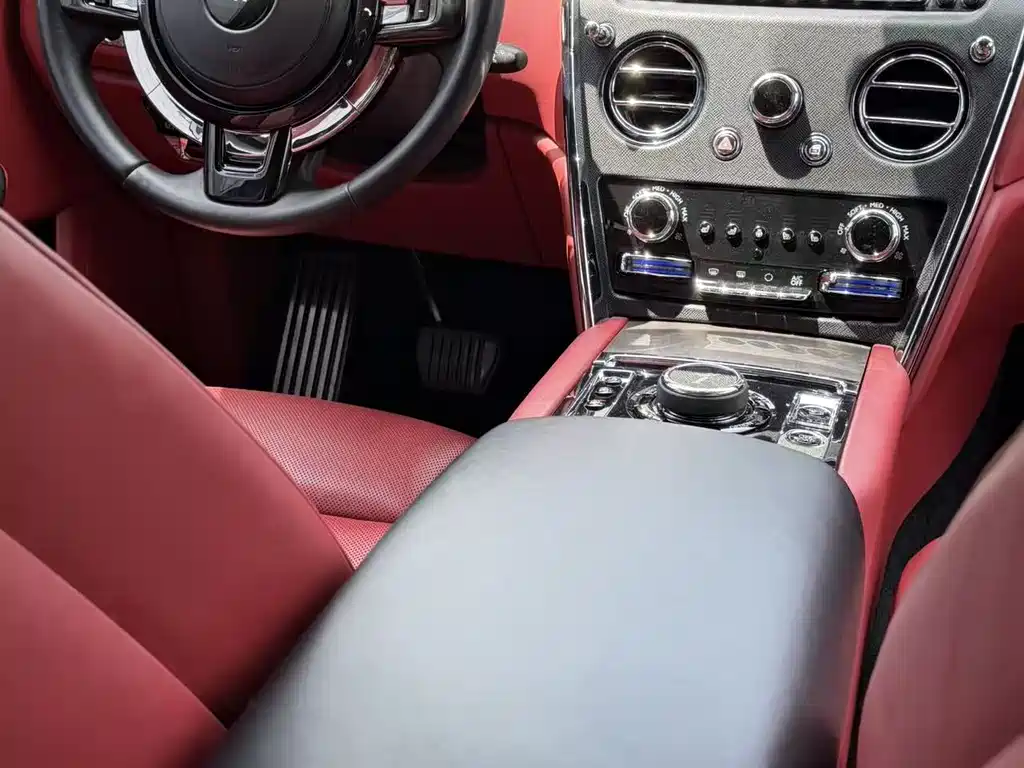 Cullinan 4-seat
