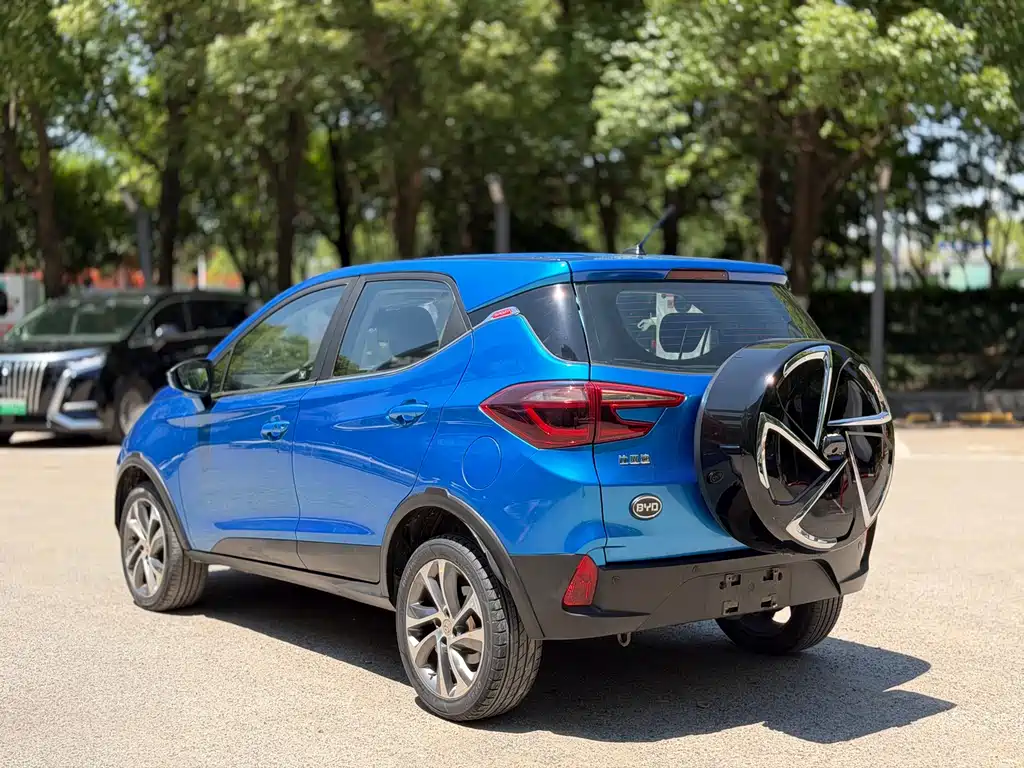 Yuan 1.5 L Auto Cool Dazzle Fashion