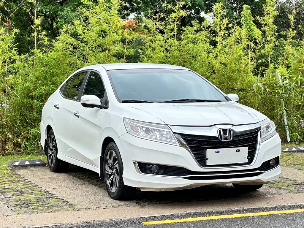 Crider 1.8 L CVT Comfort Special