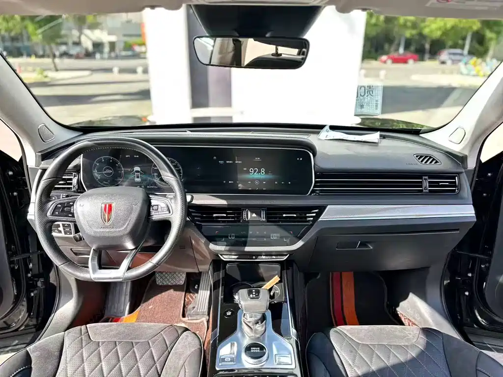 Hongqi HS5 2.0 T Connected Flagship Enjoyment 4 WD