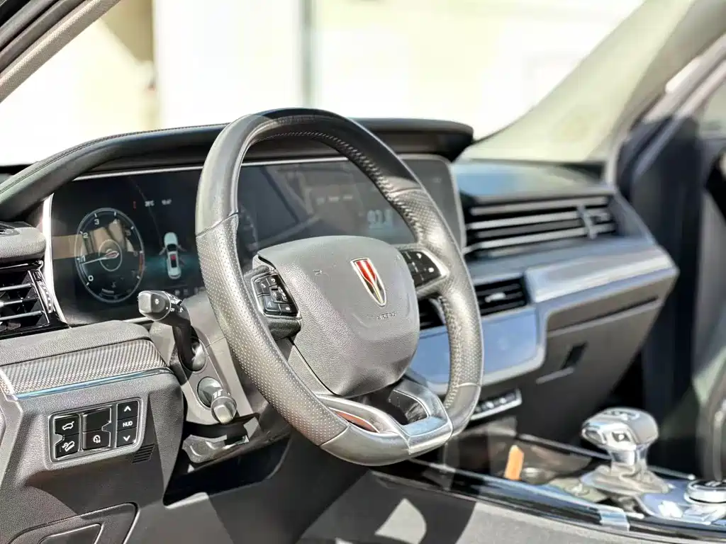 Hongqi HS5 2.0 T Connected Flagship Enjoyment 4 WD