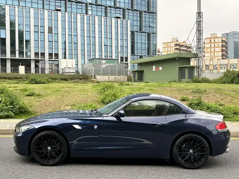 BMW Z4 sDrive20 i Leading