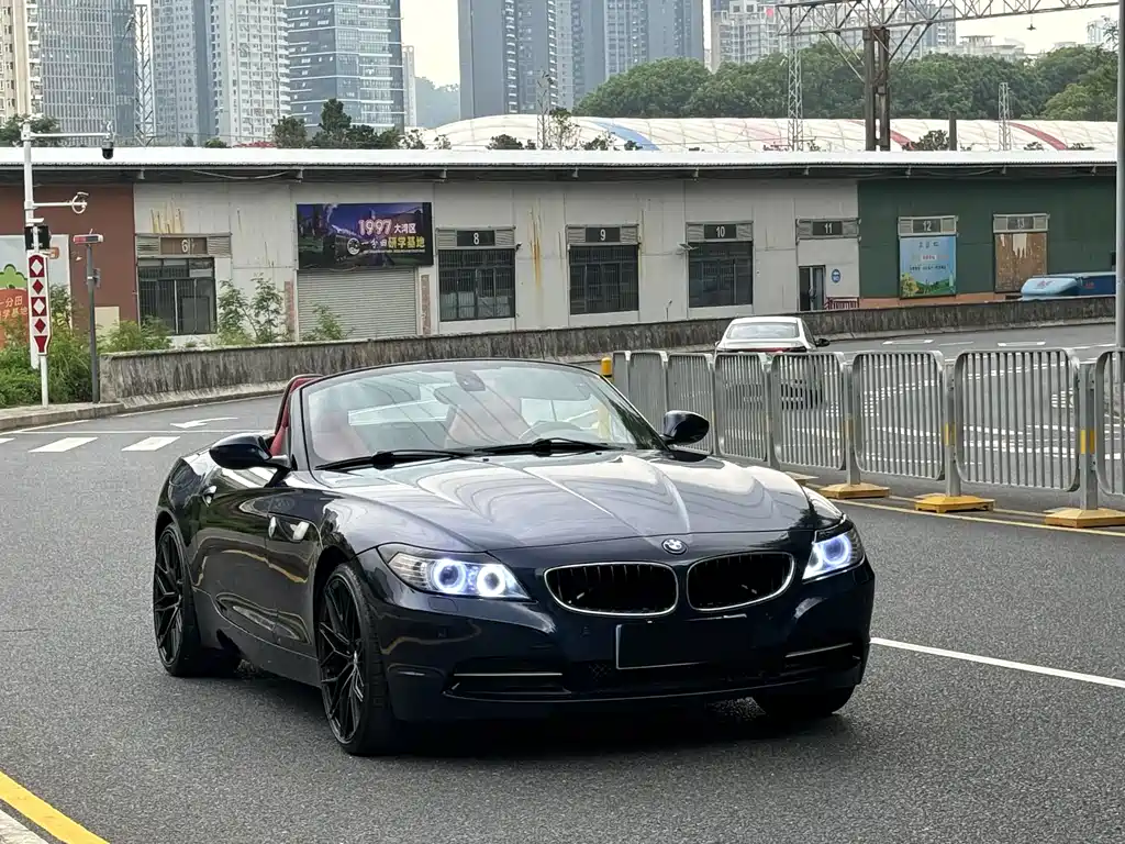 BMW Z4 sDrive20 i Leading