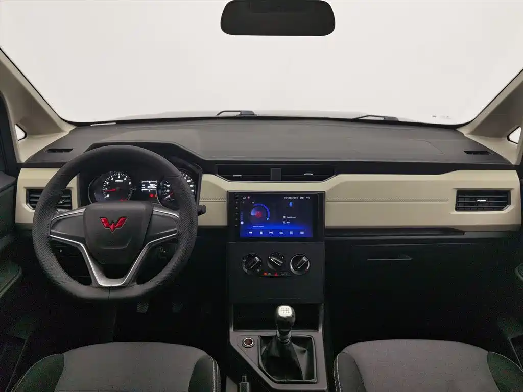 Wuling Journey 1.5 T Manual Comfort