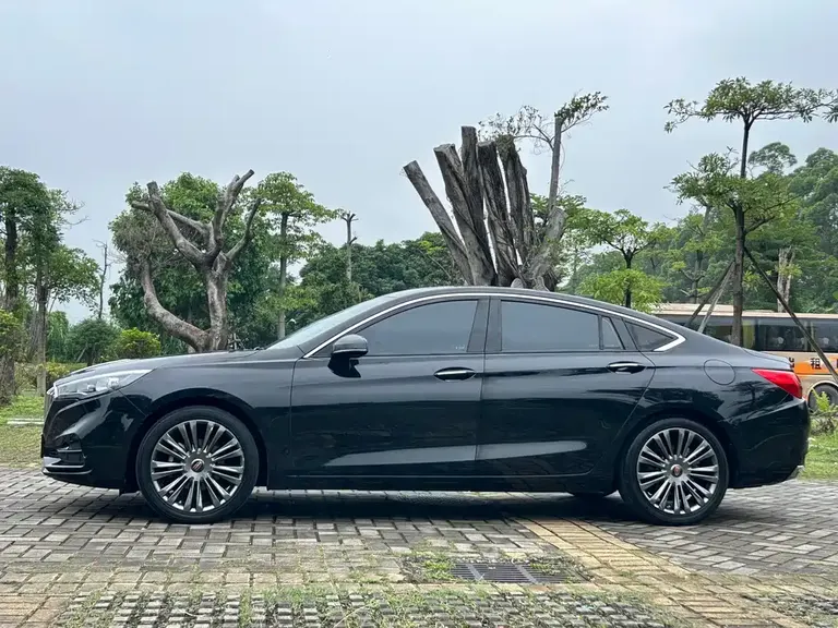 Hongqi H5 Classic 1.5 T DCT Flagship Charm