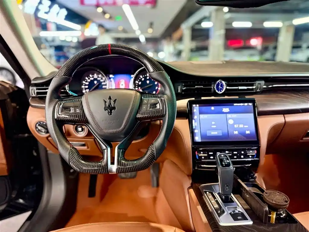 Quattroporte 3.0 T Standard