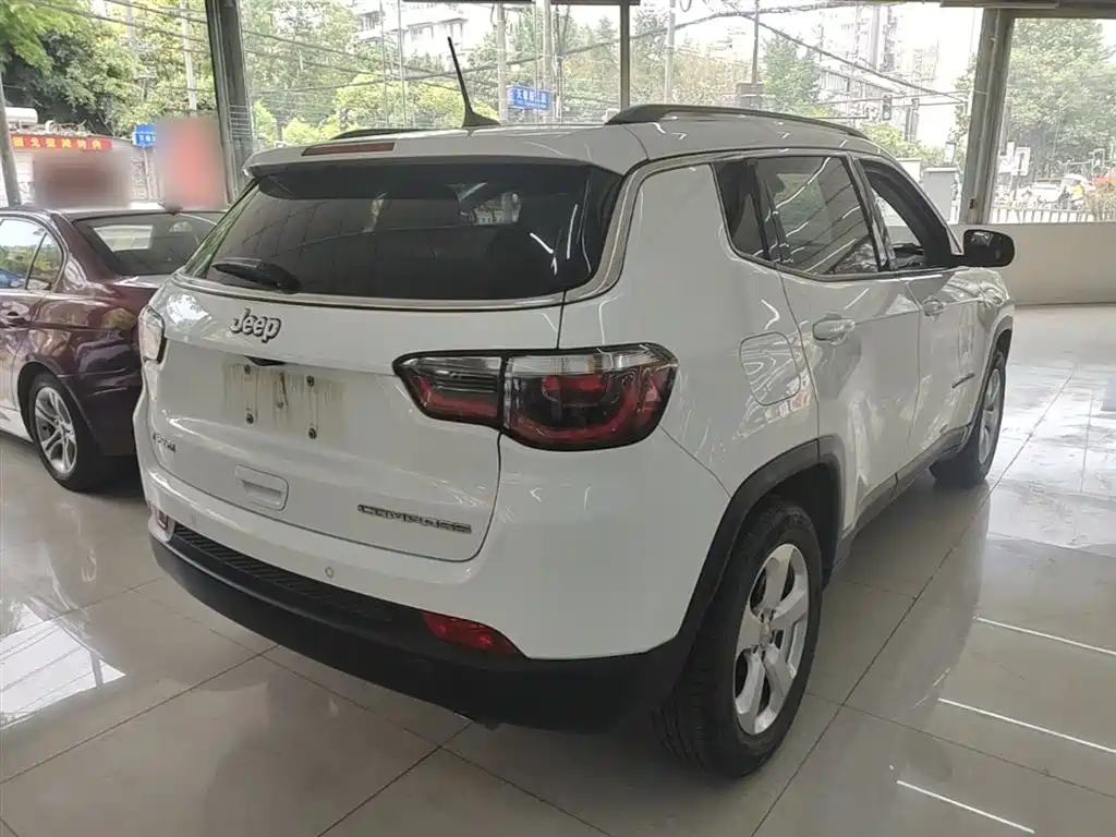 Compass 220 T Auto Elite