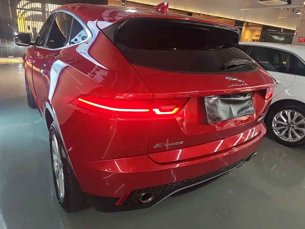 Jaguar E-PACE P200 CN-V