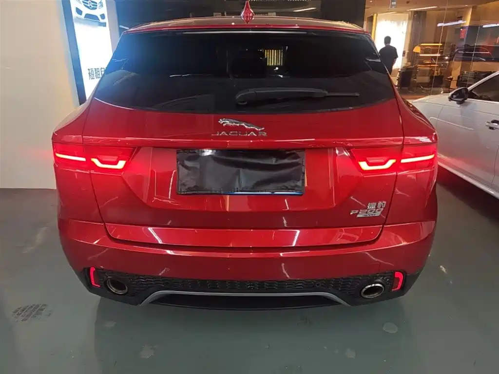 Jaguar E-PACE P200 CN-V