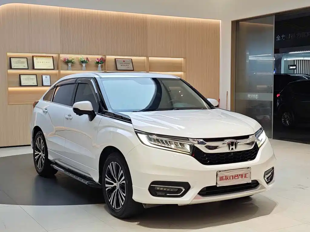 Avancier 370 TURBO 2 WD Luxury