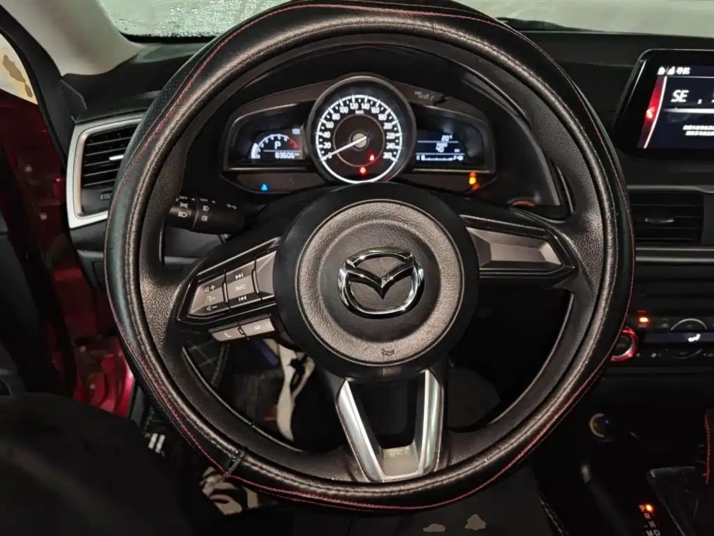 Mazda 3 Axela Sedan 1.5 L Auto Luxury CN-V