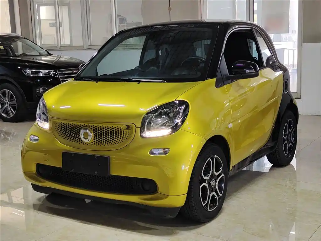 smart fortwo 0.9 T 66 kW Hardtop Pioneer