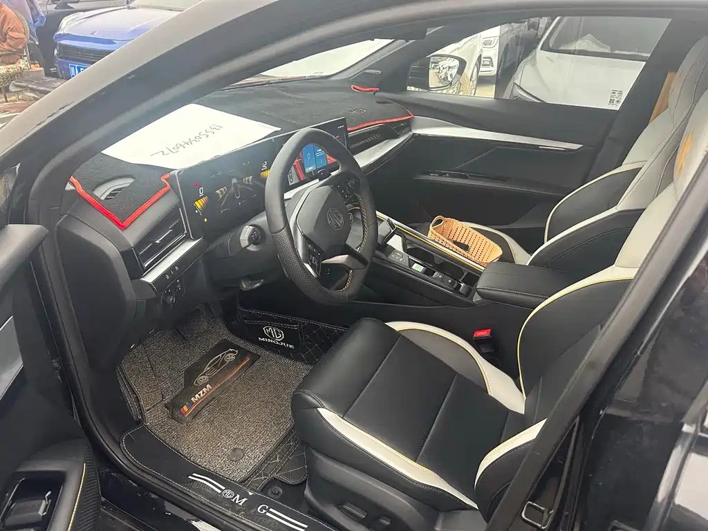 MG5 Scorpio 1.5 T Luxury