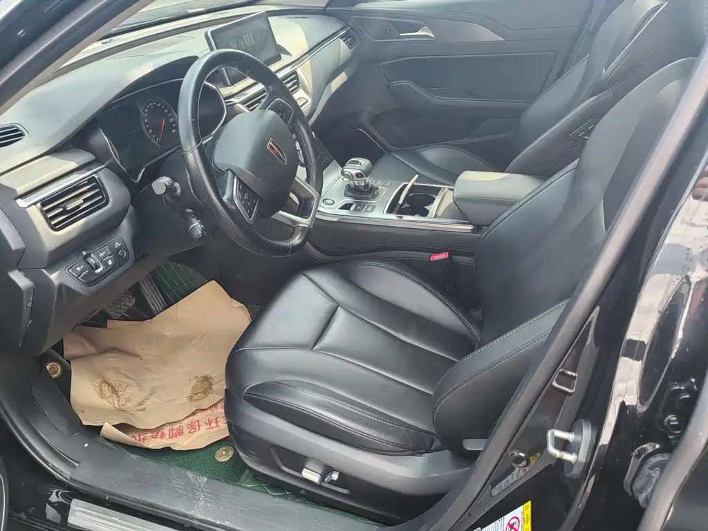 Hongqi H5 30 TD Dynamic