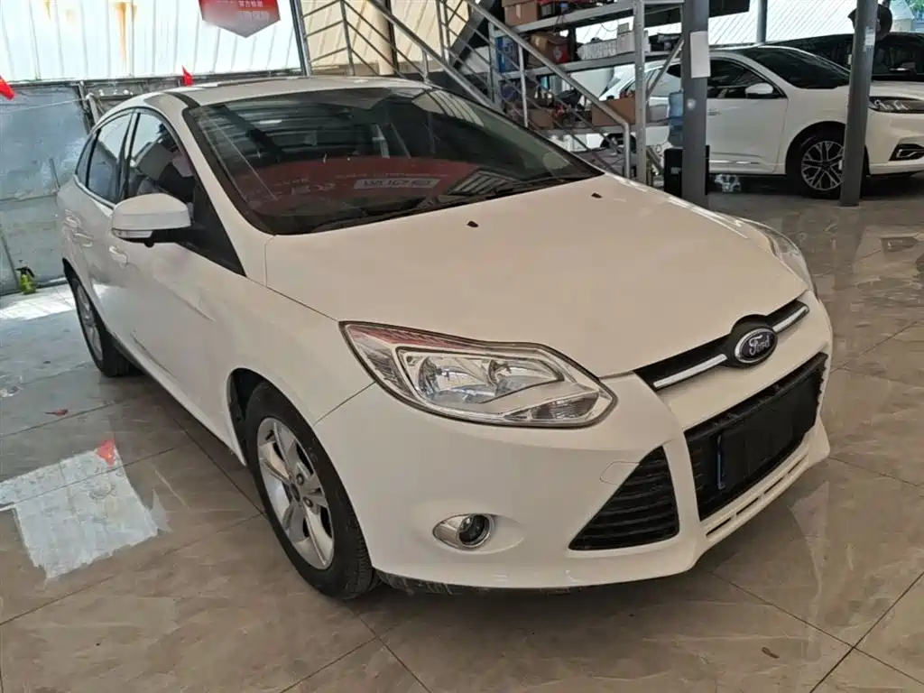 Focus Sedan 1.6 L Auto Style