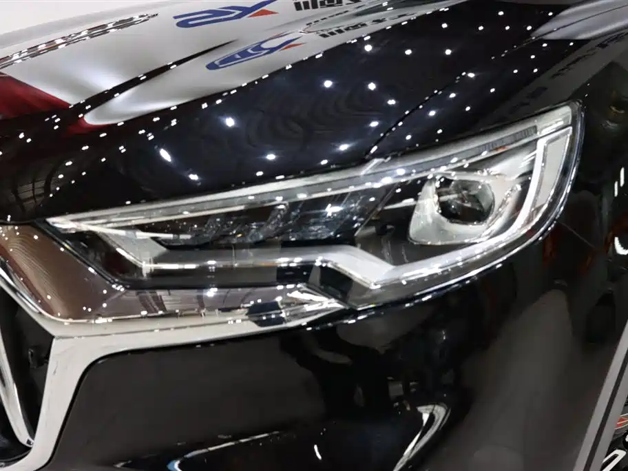 Hongqi HS5 Facelift 2.0 T Connected Flagship Enjoyment