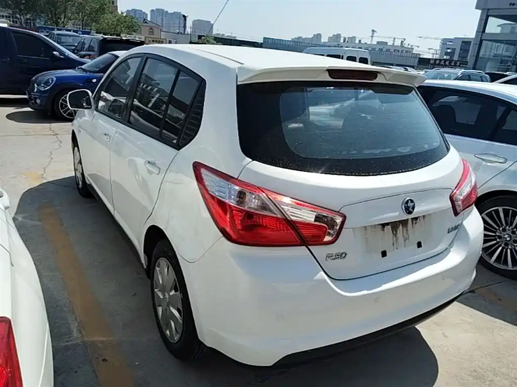 Venucia R50 1.6 L Auto Wonderful