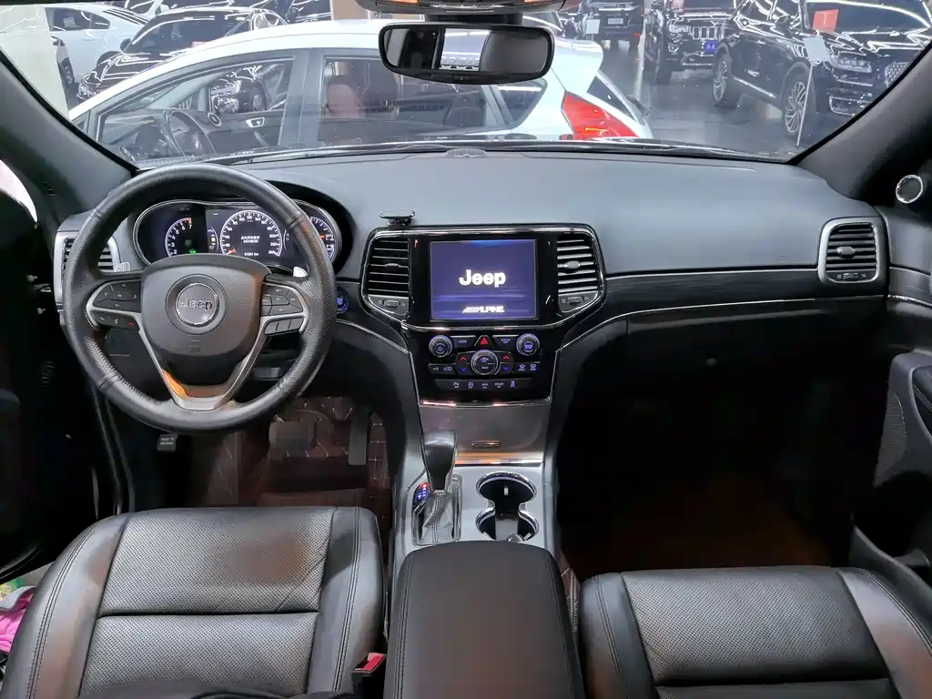 Grand Cherokee (Import) 3.0 L Elite Navigation