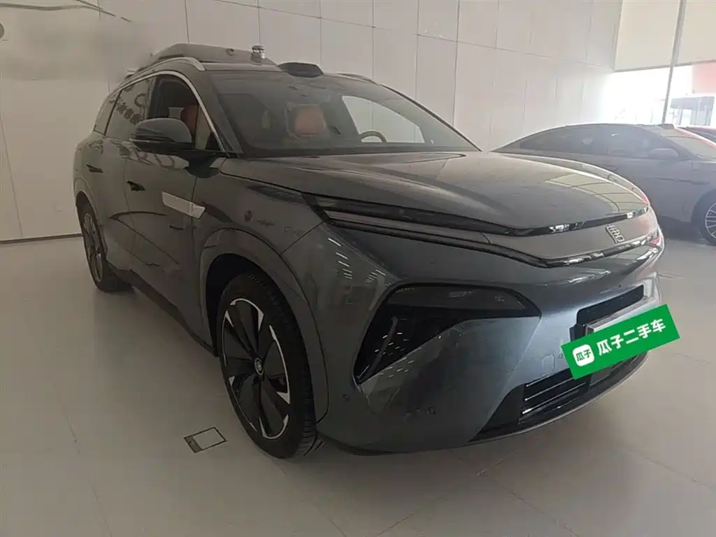 Tang L DM 175 KM Drone Player