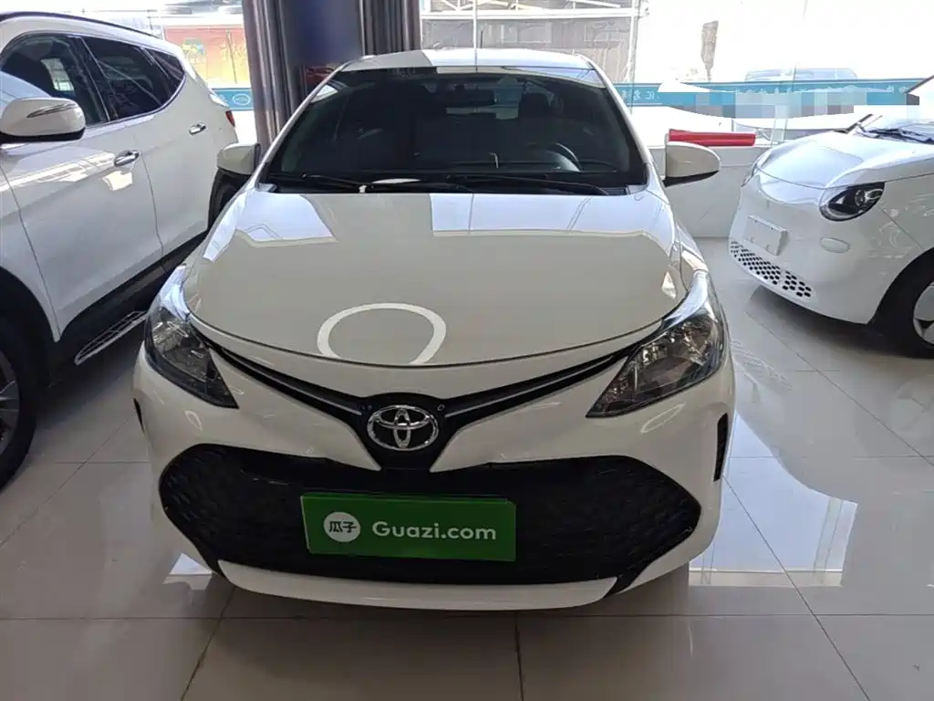 Vios FS 1.5 L CVT Sharp Speed