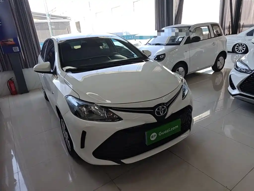 Vios FS 1.5 L CVT Sharp Speed