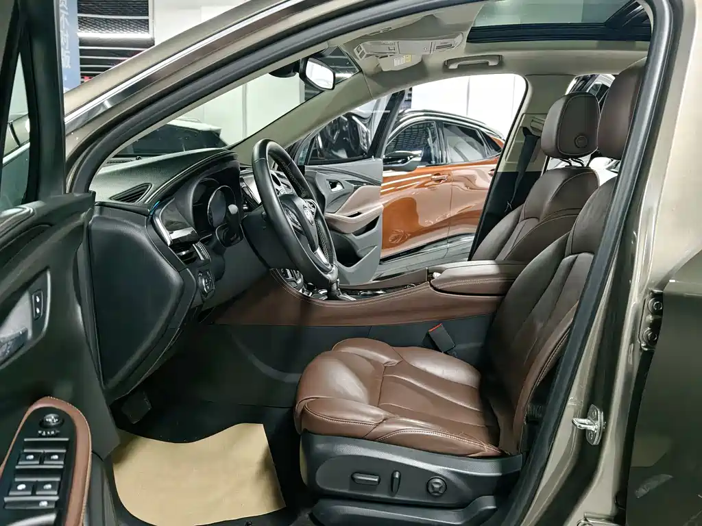 Envision Plus 28 T 4 WD Luxury