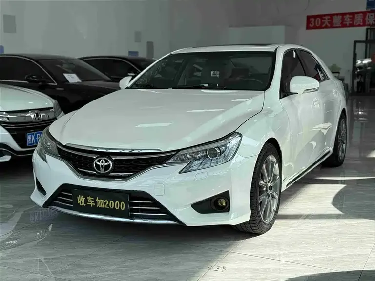 Toyota Mark X 2.5 V Style Sharp