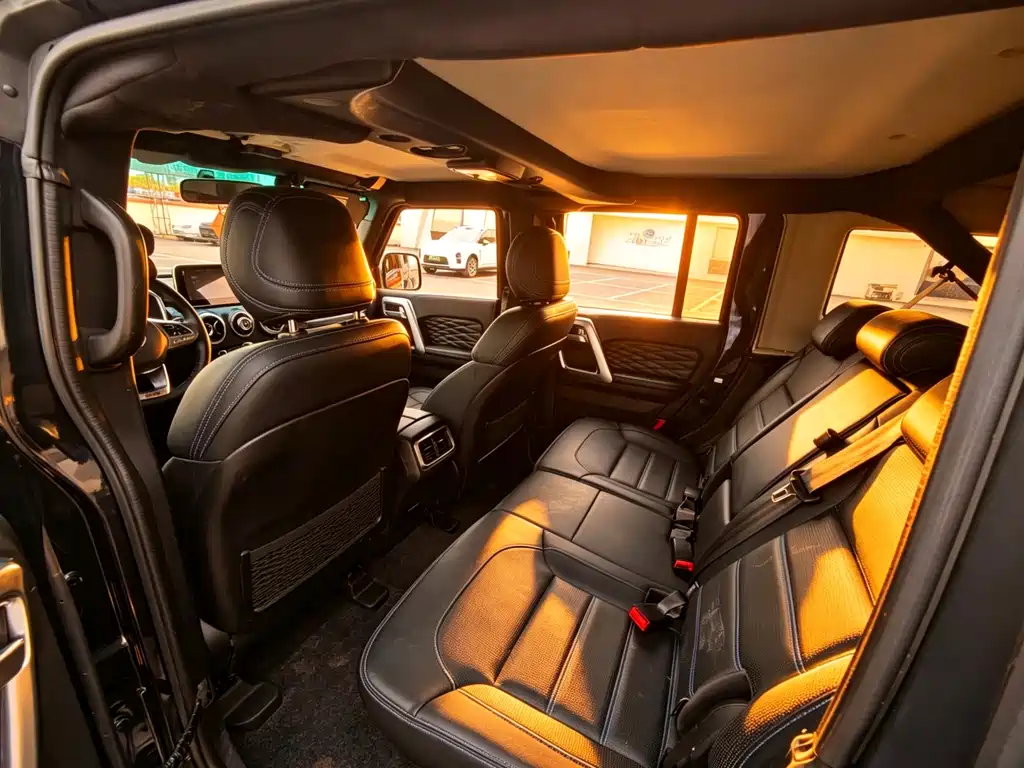 BAIC BJ40 PLUS 2.3 T Auto 4 WD Premium CN-V