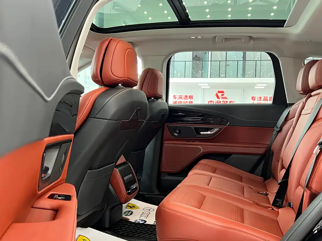 Nautilus 2.0 T 4 WD Supreme Wise