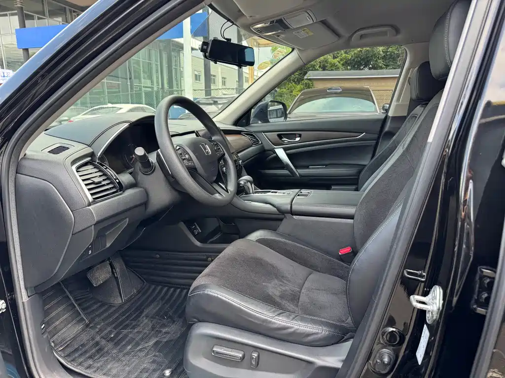 Avancier 240 TURBO 2 WD Elite